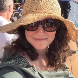 Meet your Posher, Nadine